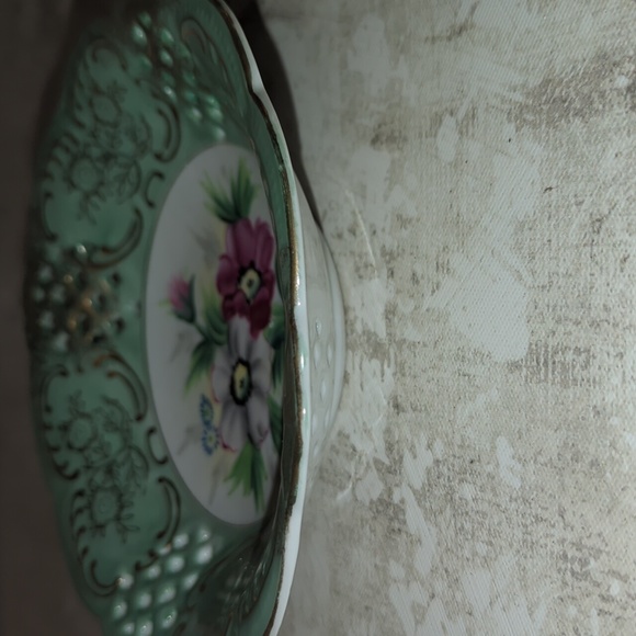 ♥️5/$25 Japan Lusterware Vintage Bowl - Picture 2 of 4